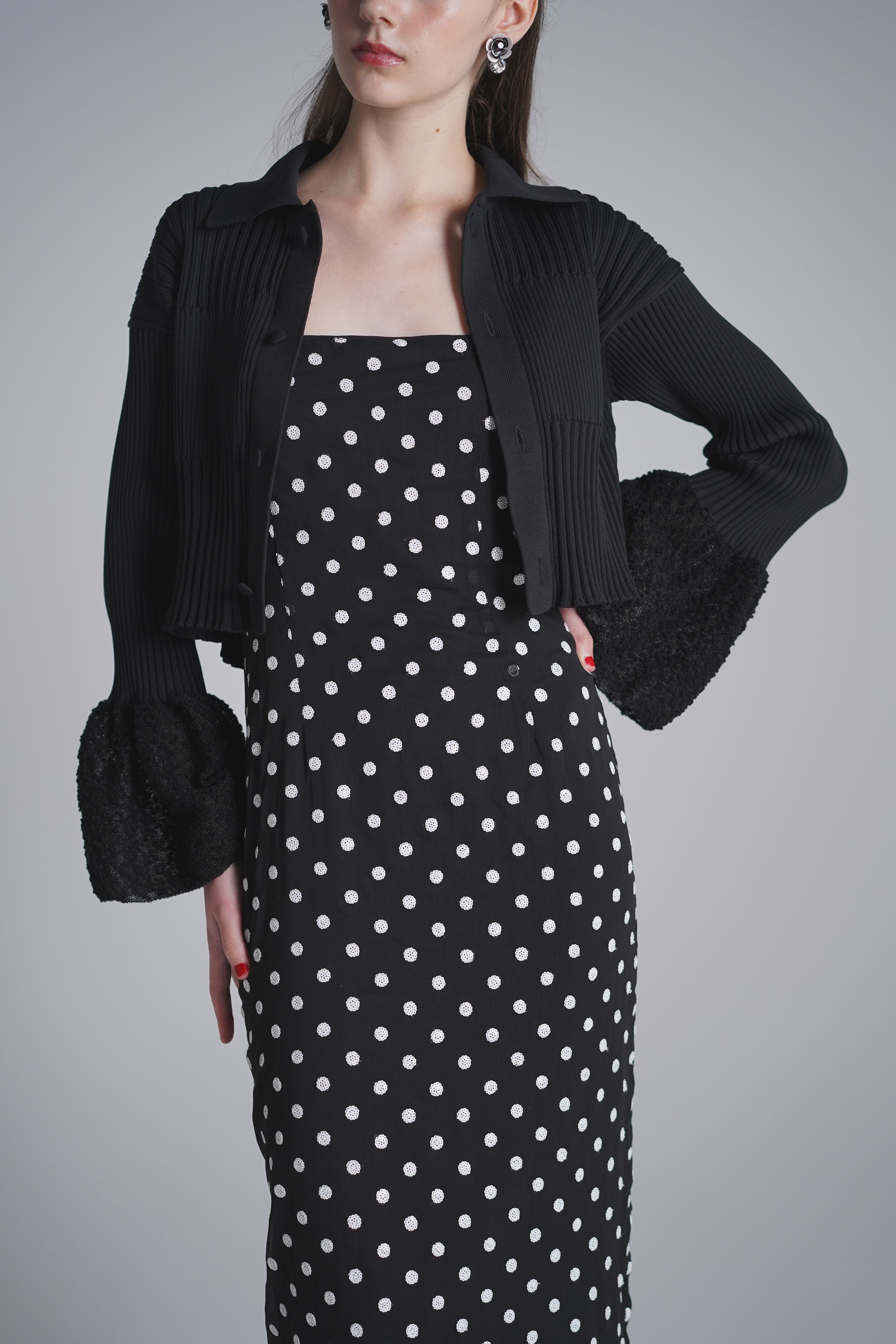 CFCL］Fluted Ornamentクロップドカーディガン-ブラックを